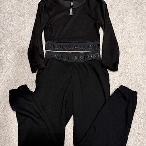 Victoria Sport Black Women's Jogger Set